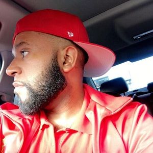 Meet your Posher, Dee